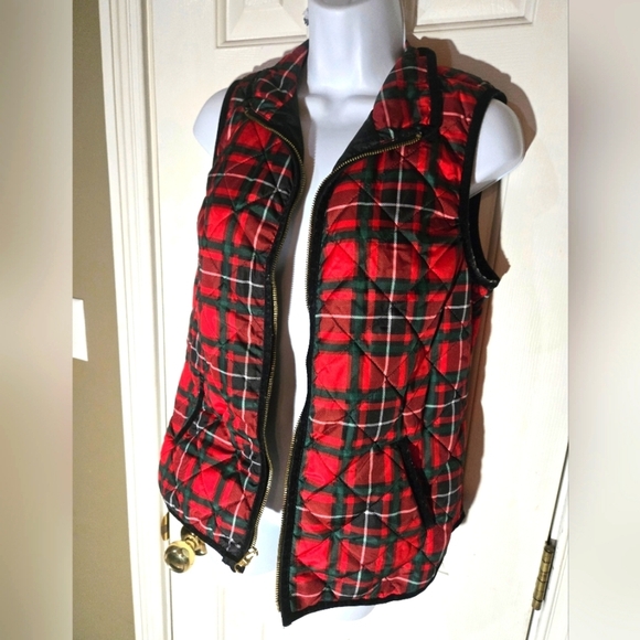 Old Navy Jackets & Blazers - Old Navy Women Vest Full Zip Pockets Buffalo Plaid Quilted Red Black Puffer Sm